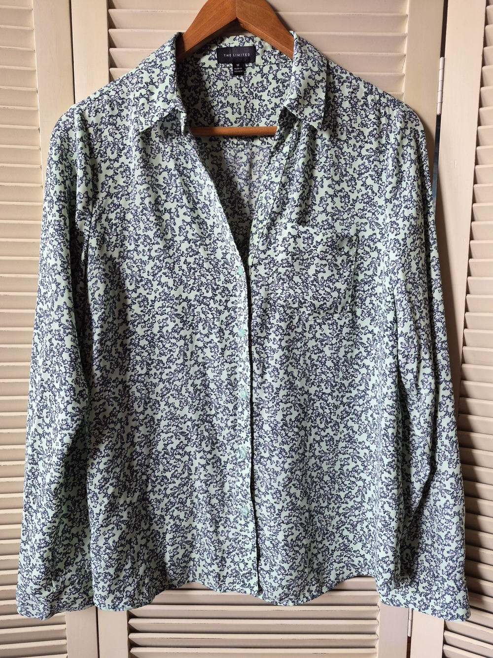 The Limited Women's Butterfly Print Blouse Size Medium